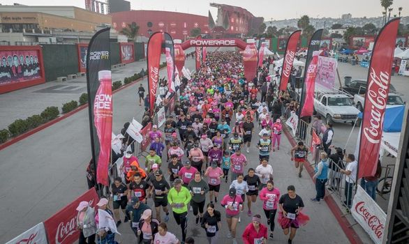 En este momento estás viendo Más de 1 mil 500 corredores atendieron la convocatoria de Caliente Ayuda y participaron en la 2da edición de “Corre contra el cáncer de mama”