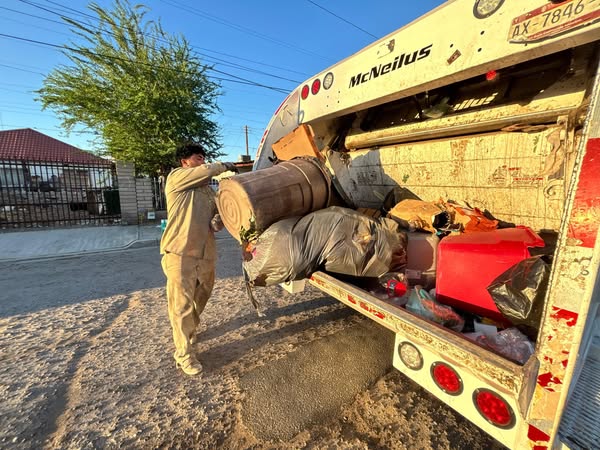 Lee más sobre el artículo En este lunes 15 y martes 16 de septiembre, la recolección de basura en Mexicali no se detiene. Se sigue trabajando para que Mexicali Brilla cada día más.