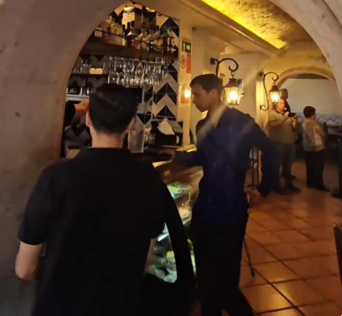 Lee más sobre el artículo Cenaduria Selecta, recibe el “Galardon Platino” por 80 años de tradición en Mexicali.